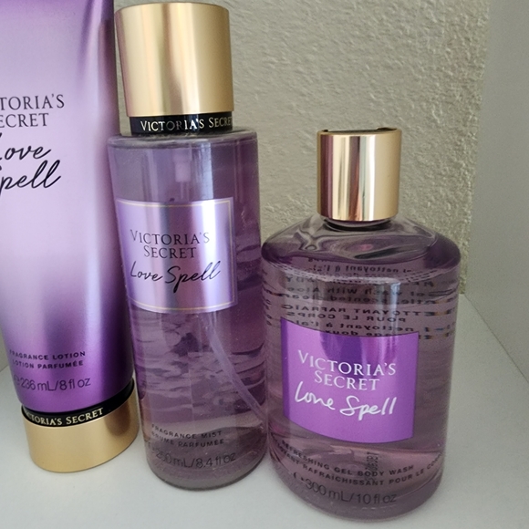 VICTORIA'S SECRET LOVE SPELL SET - Picture 5 of 6